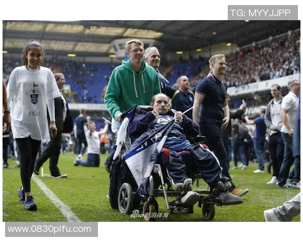 热刺足球明星风采尽显精彩瞬间回顾与球迷互动的美好时刻 热刺足球明星风采尽显精彩瞬间回顾与球迷互动的美好时刻